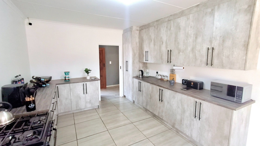 3 Bedroom Property for Sale in Vaalpark Free State